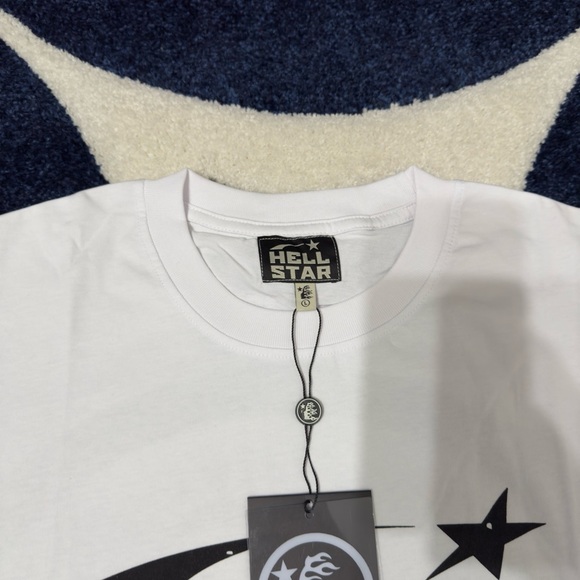 Hellstar Black Logo White T-Shirt Men’s Size Large - Picture 3 of 3